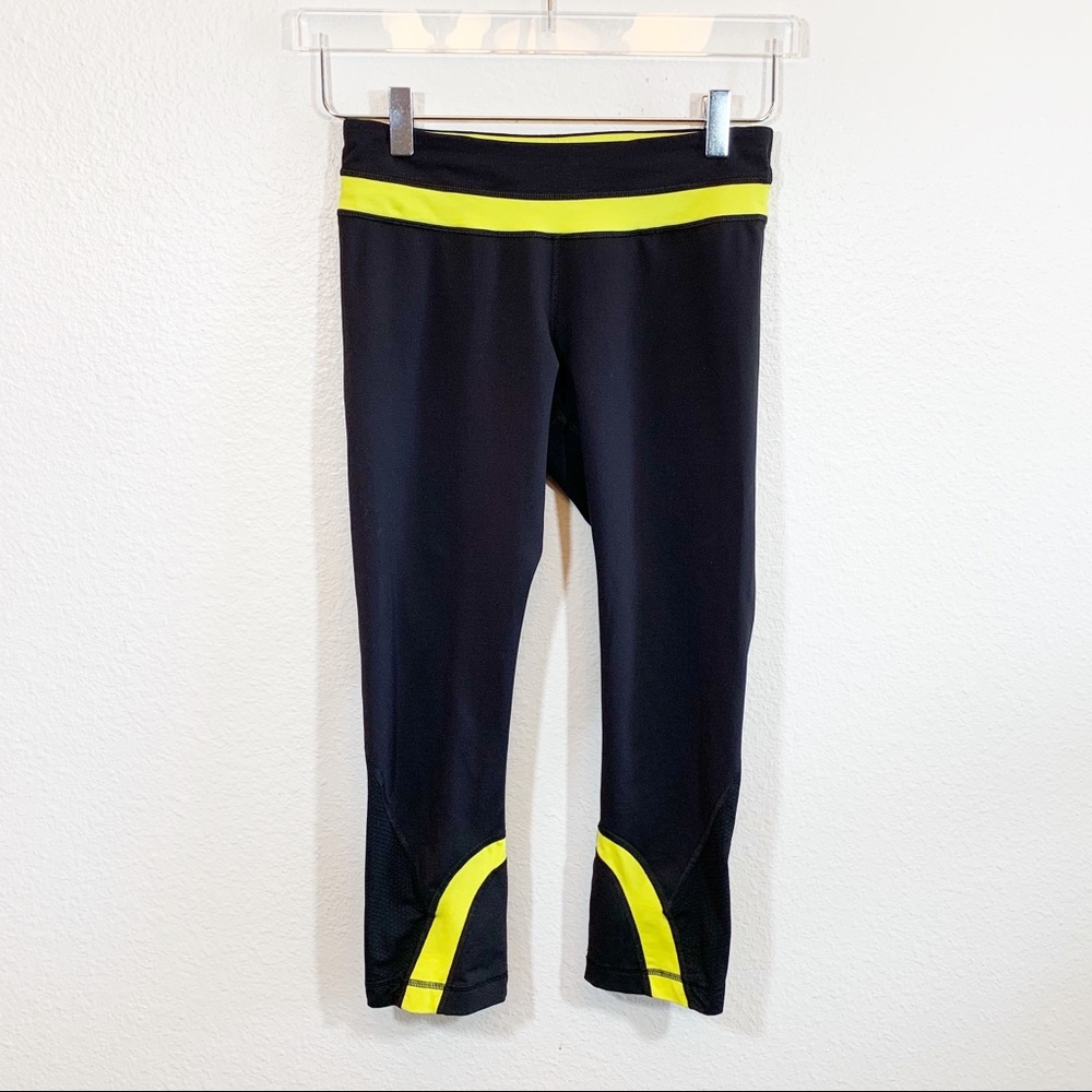 Lululemon Run Inspire crops black and yellow 22”